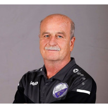 Knyihár János gyógymasszőr, sportmasszőr