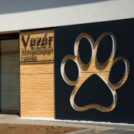 Vezér Állategészségügyi Centrum Kft. logó, embléma